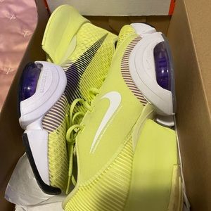 W Nike Air zoom superrep 2